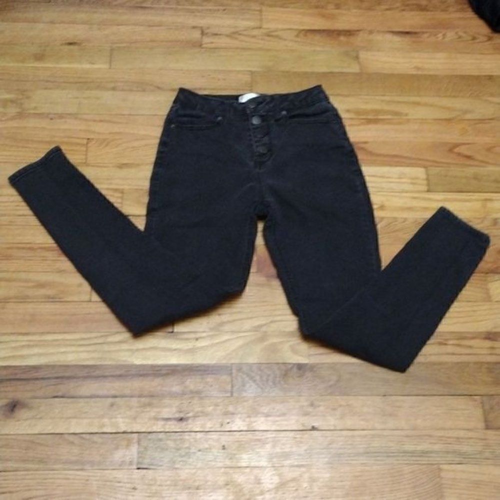 💙2/$20💙 No Boundaries Black Denim Skinny Jeans sz 3